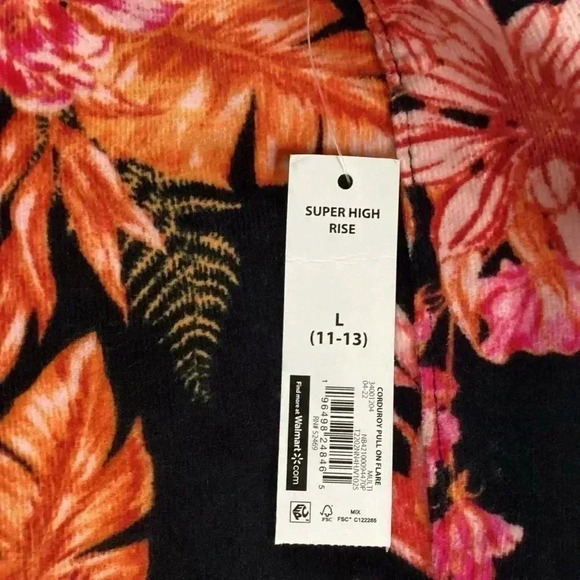 NWT No Boundaries Size  L (11-13) Super High Rise Corduroy Pull On Flare Legs - Picture 7 of 9